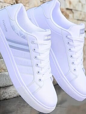 SHEIN White Men’s Low-Top Lace-Up Sneakers